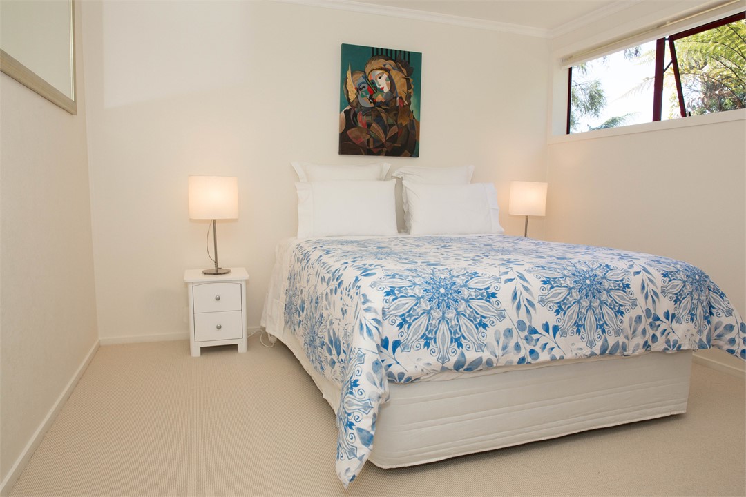 Main Bedroom, Queen bed