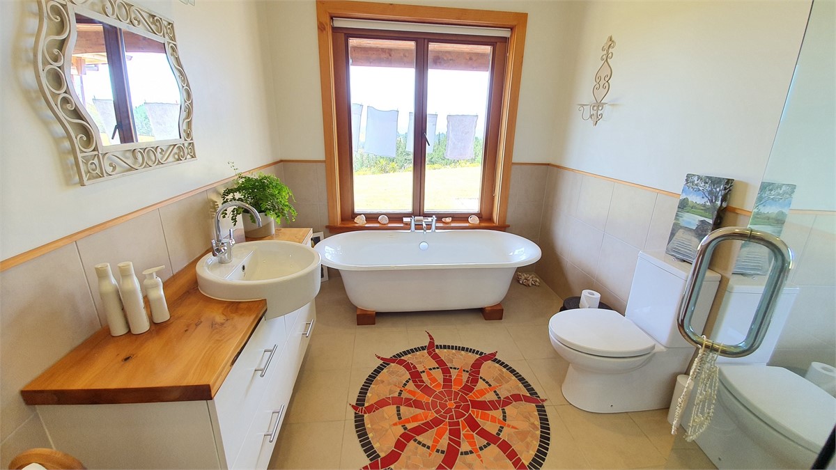 5 beautiful bathrooms