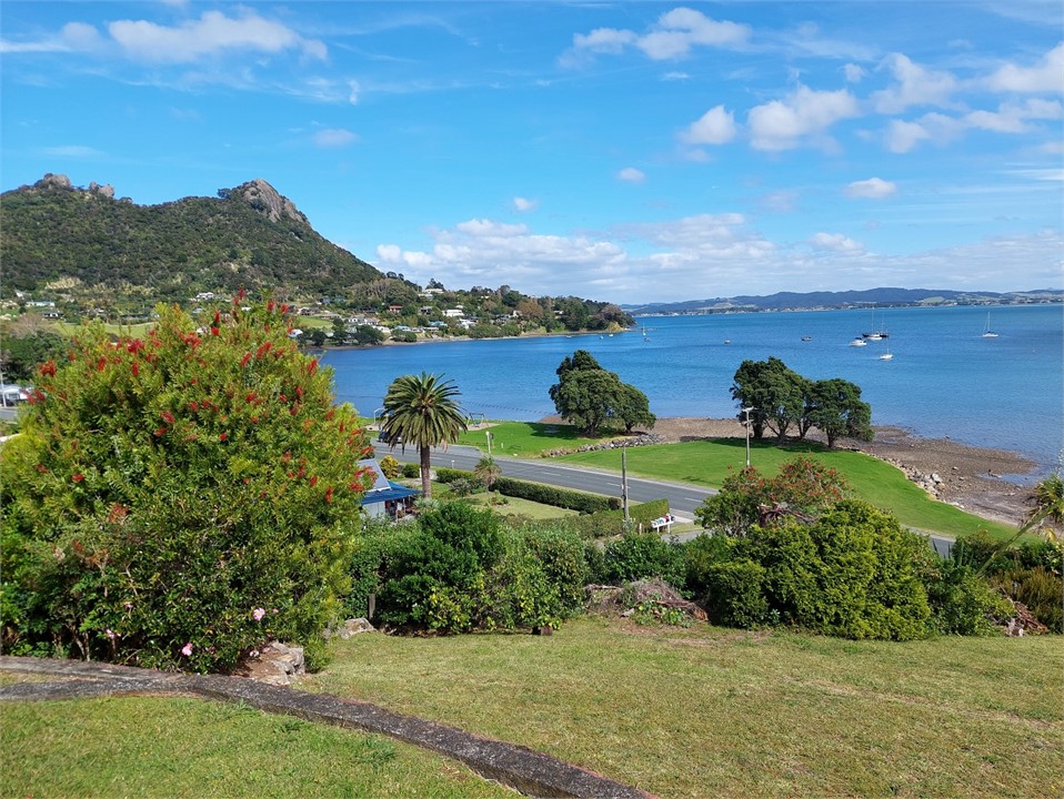 BEACH HOUSE Whangarei Heads Beach House for rent Holiday Houses