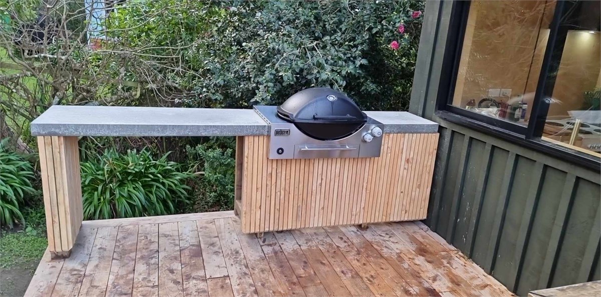 Built in weber BBQ on deck