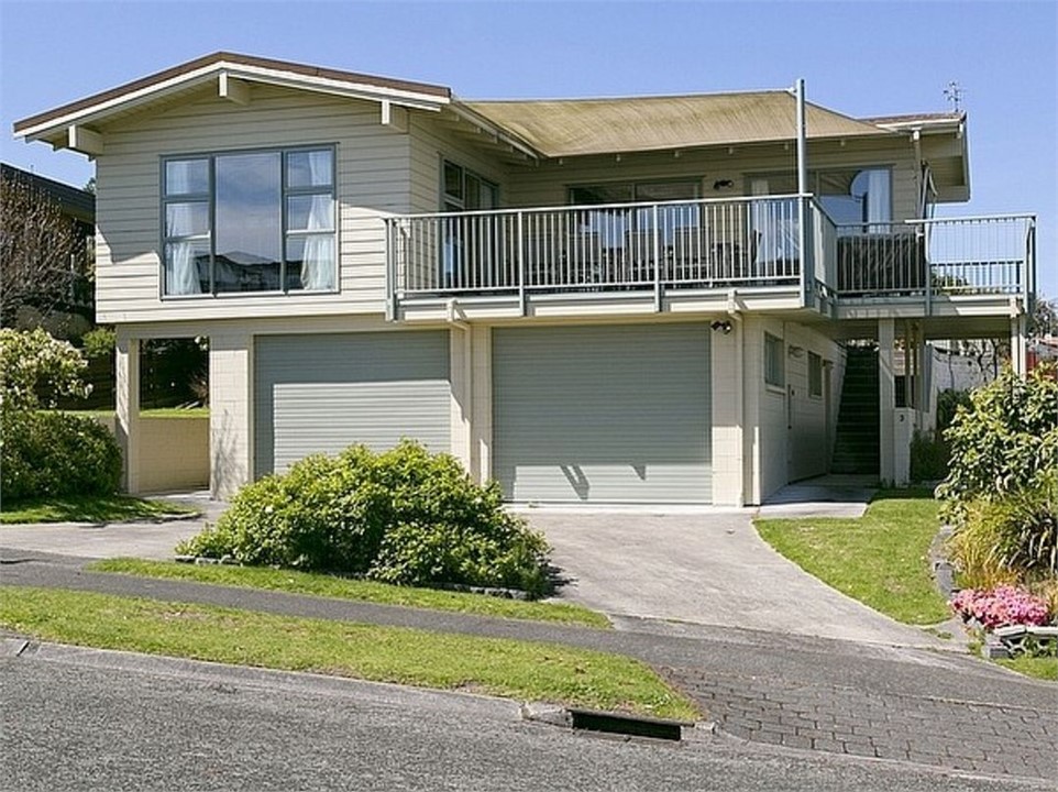 Golders Heights (Bachcare) Taupo Central Town Holiday Home for rent