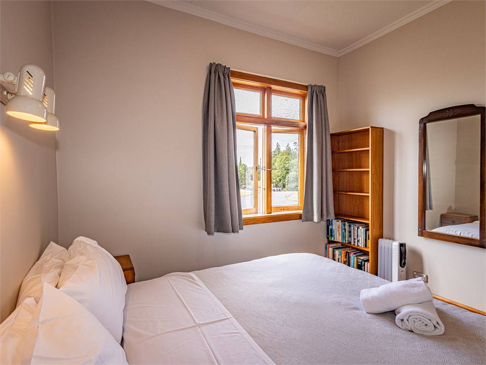 Cozy bedroom, woolen electric blankets and heater