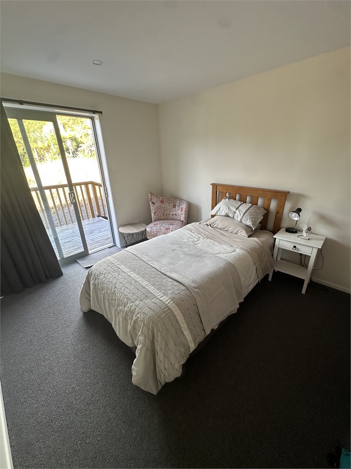 Bedrrom 3 King single & Sngle