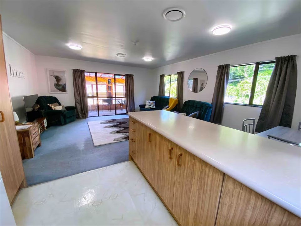 Kitchen/Dining/Lounge