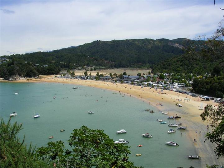 Little Kaiteri and Kaiteri beaches.