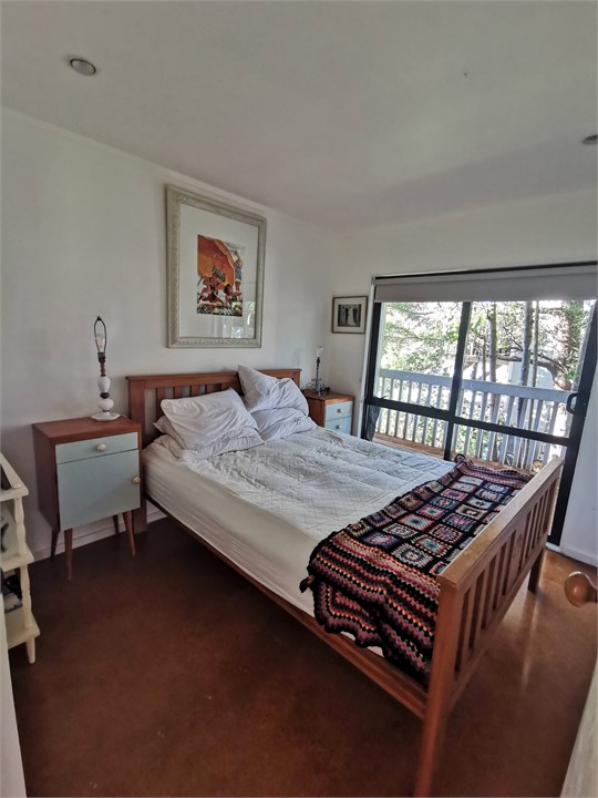 Second bedroom with comfy Queen size bed