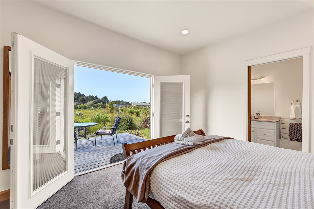 Master bedroom with view onto wetlands