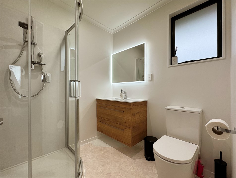 Ensuite bathroom