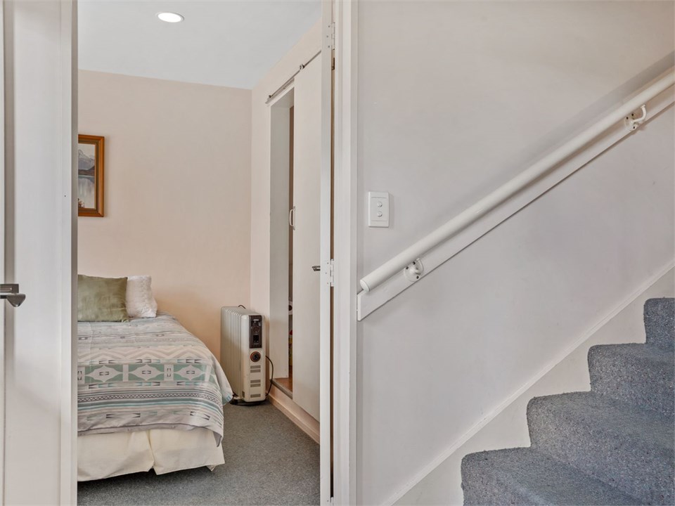 Bedroom 1 down stairs - two singles