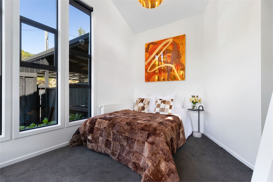 Aura Queenstown Holiday Homes | Arrowtown Luxury E