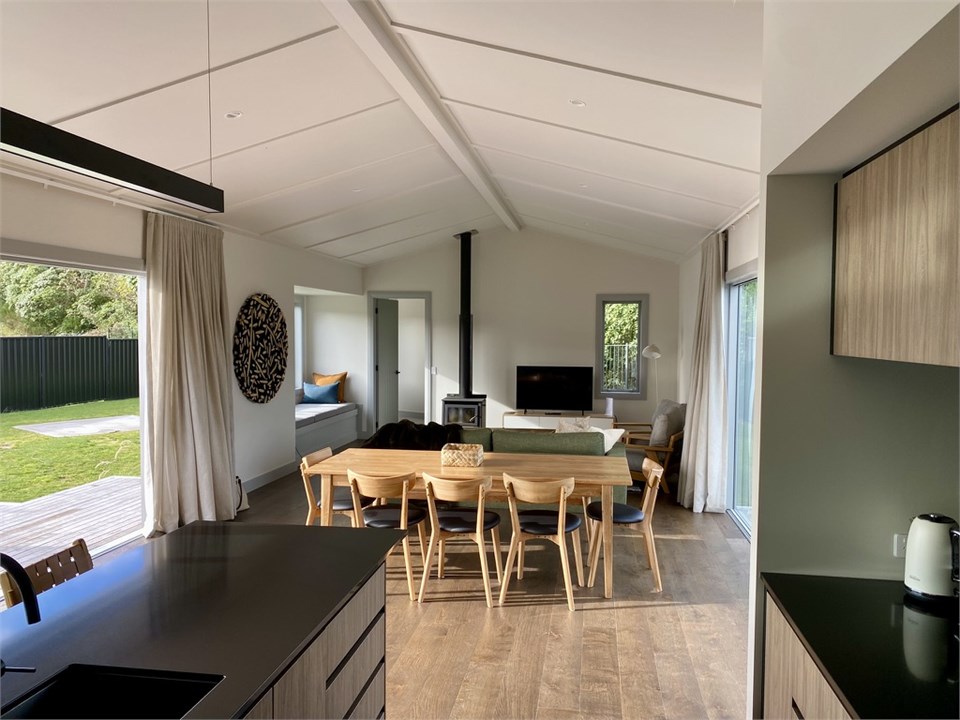 Open plan kitchen, dining, lounge