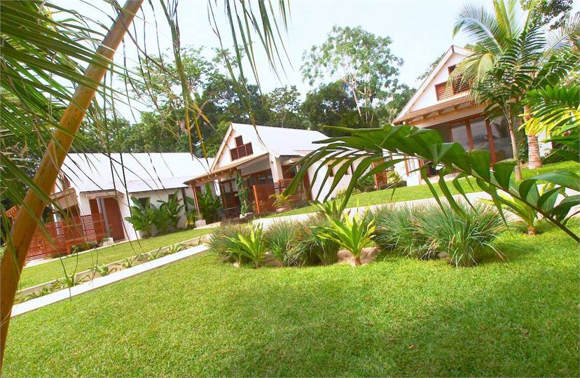 3 villas from kitchen in pavilion