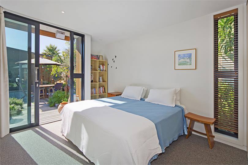 Bedroom 2 configured as King