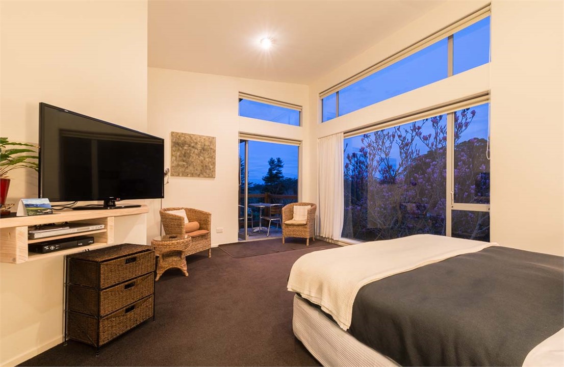 Ensuite Bedroom Suite