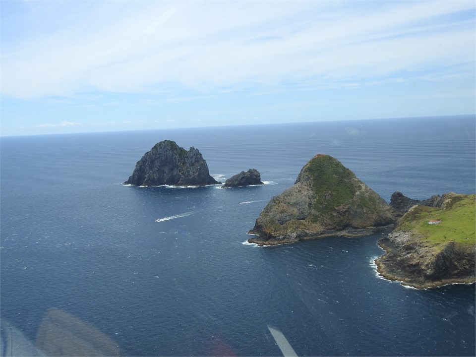Cape Brett / Hole in the rock