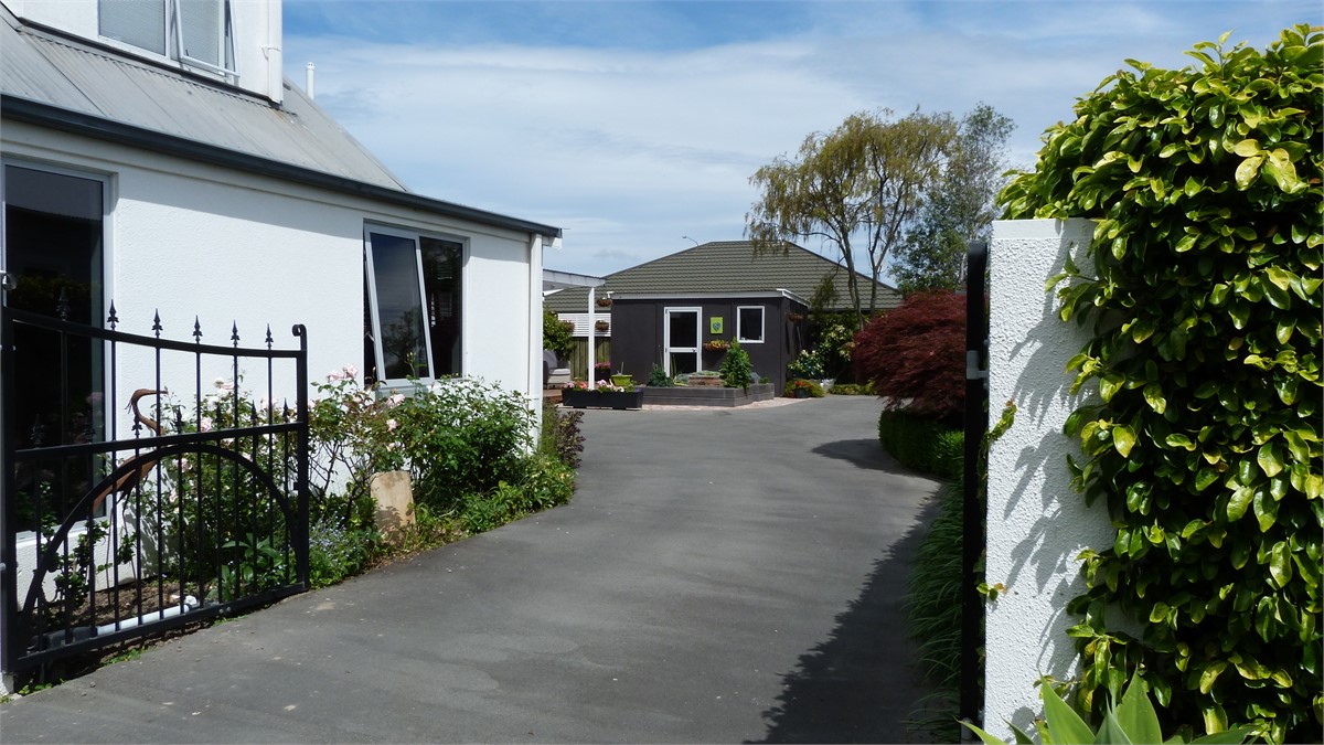 Secure Entry Remote Controlled Gates