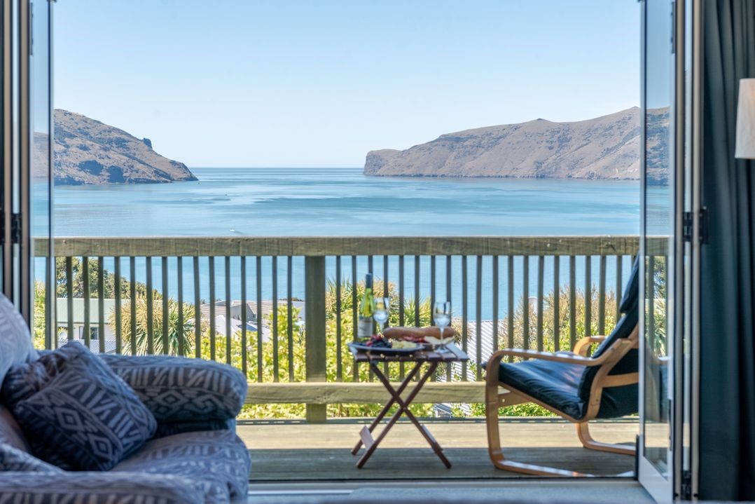 Seaview Outlook (Bachcare) Wainui Holiday Home for rent Holiday Houses