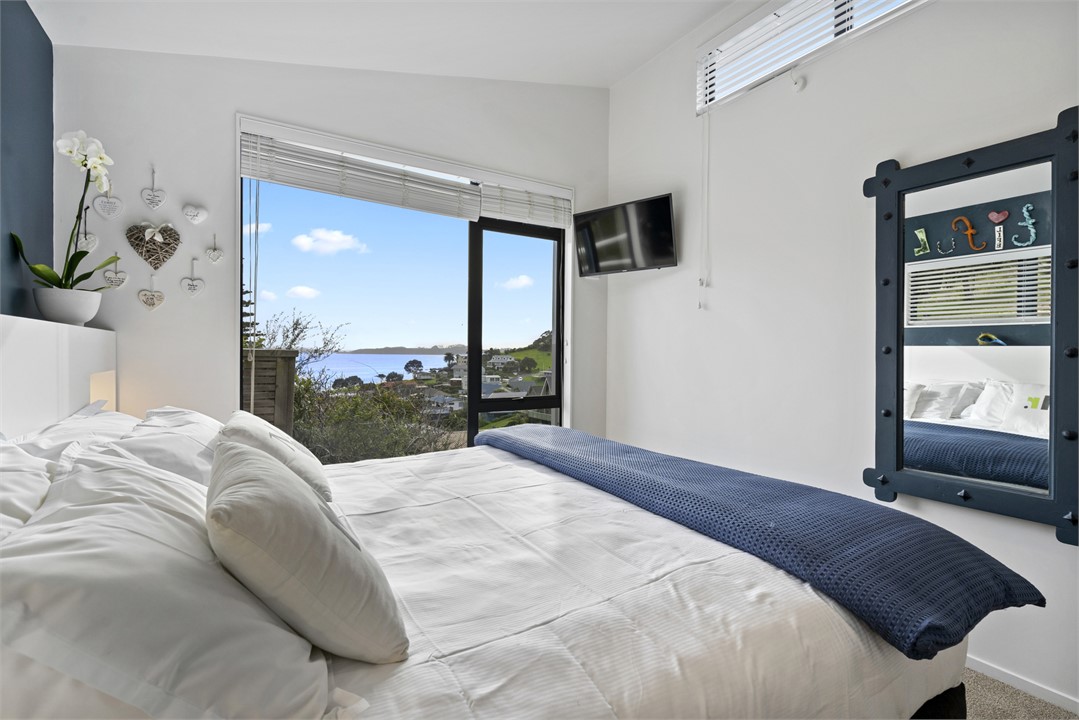 Upstairs bedroom with super king bed