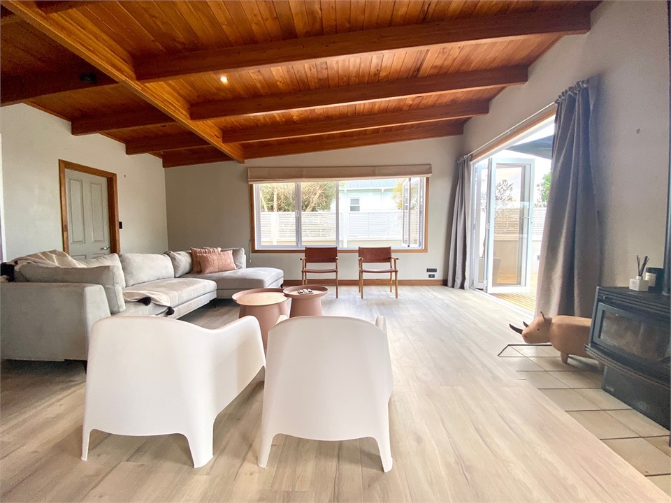 The Papamoa Pad Papamoa Beach House for rent Holiday Houses