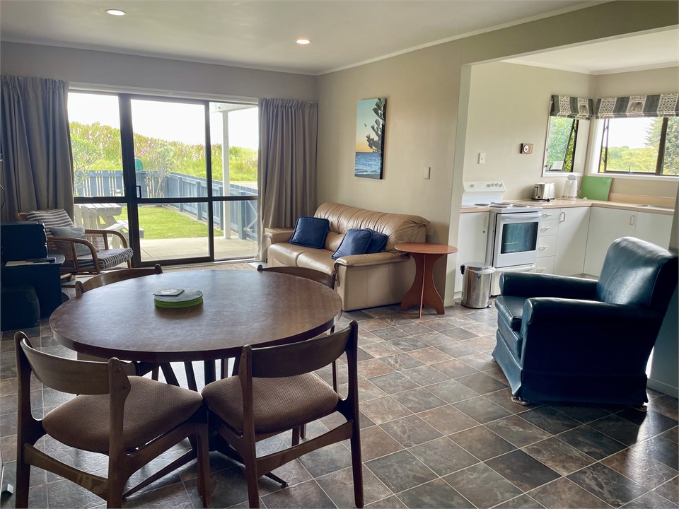 Downstairs lounge, dining, kitchen