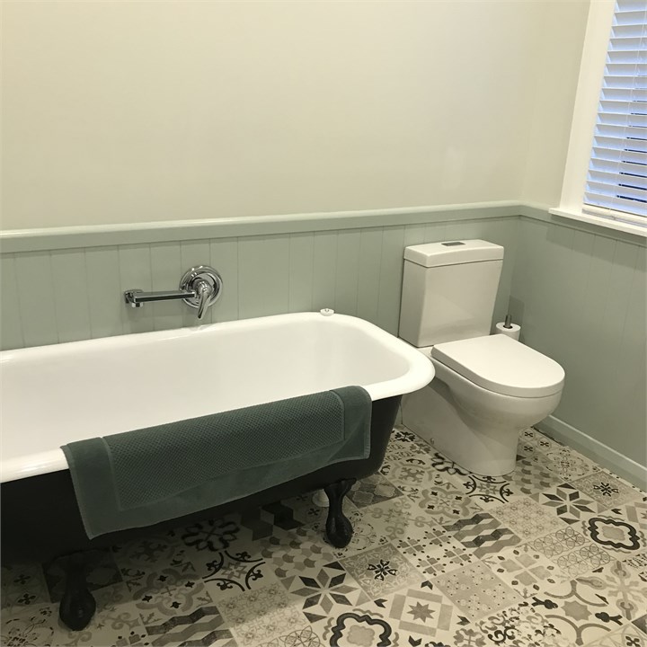 Bathroom with clawfoot bath