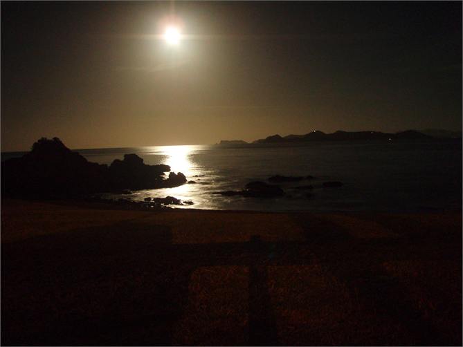 Rocky Beach - photo taken from reserve area. 