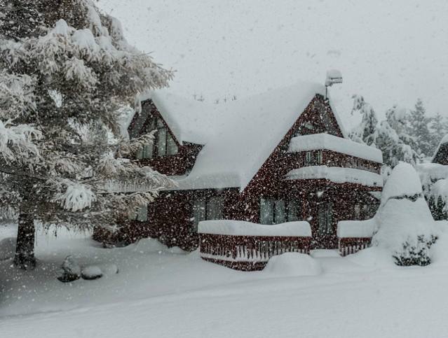 June 2012 75cm of snow