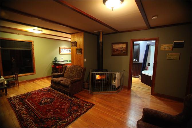 Enloy a romantic night by the fire in winter