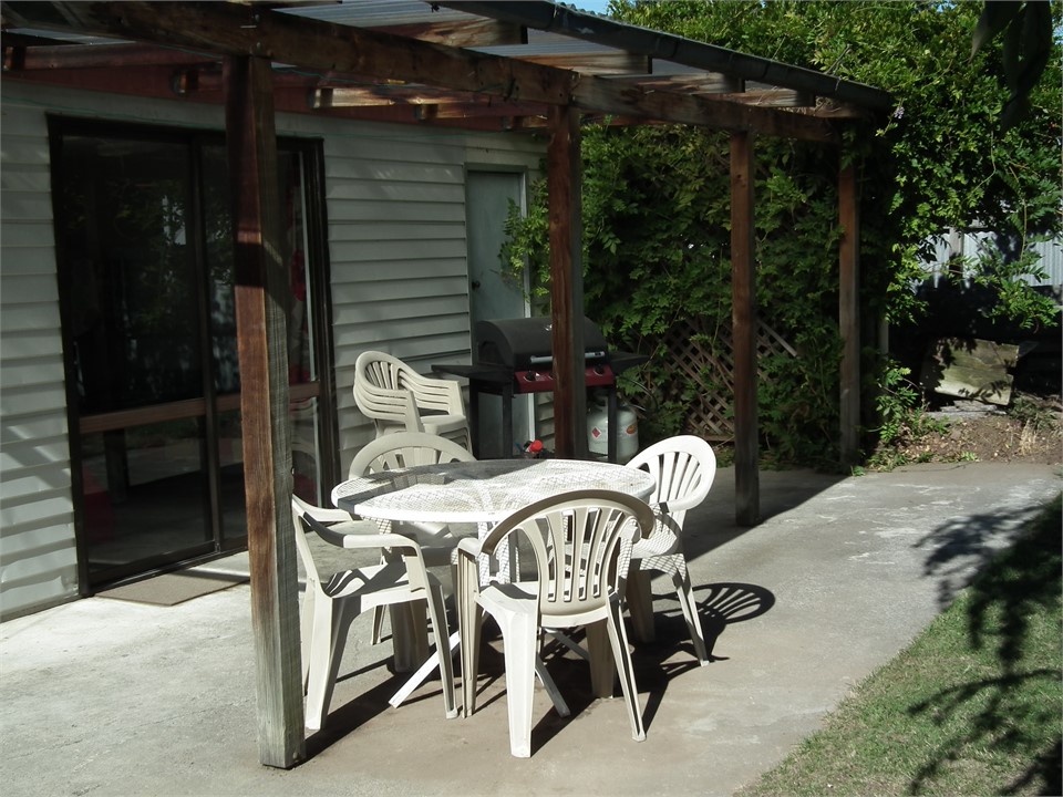 SLEEPOUT - BBQ- - PICNIC AREA