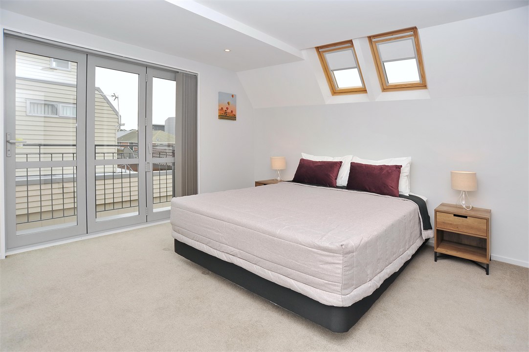 Regents A: Bedroom 2 has a Queen bed