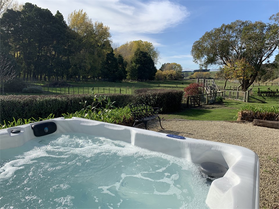Spa Pool with views down the valley