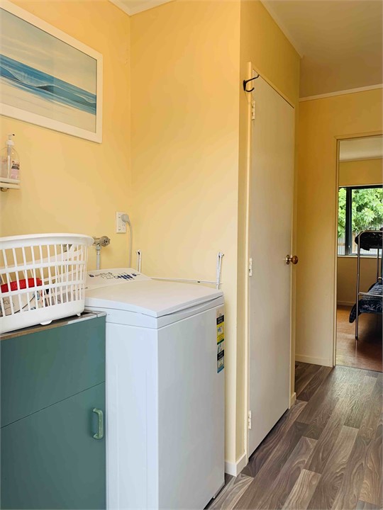 Barbara Ave Beach House - Laundry / Back porch