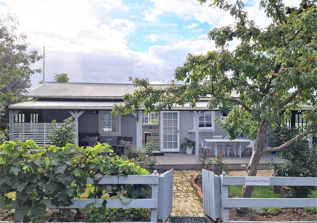 Orchard Cottage entrance