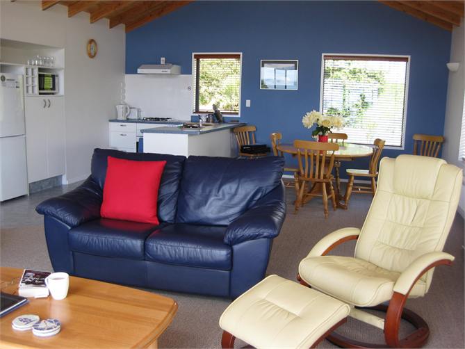 lounge kitchen dining