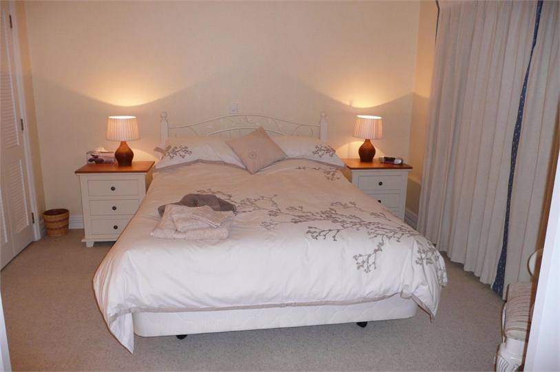 Bedroom with queen-size bed