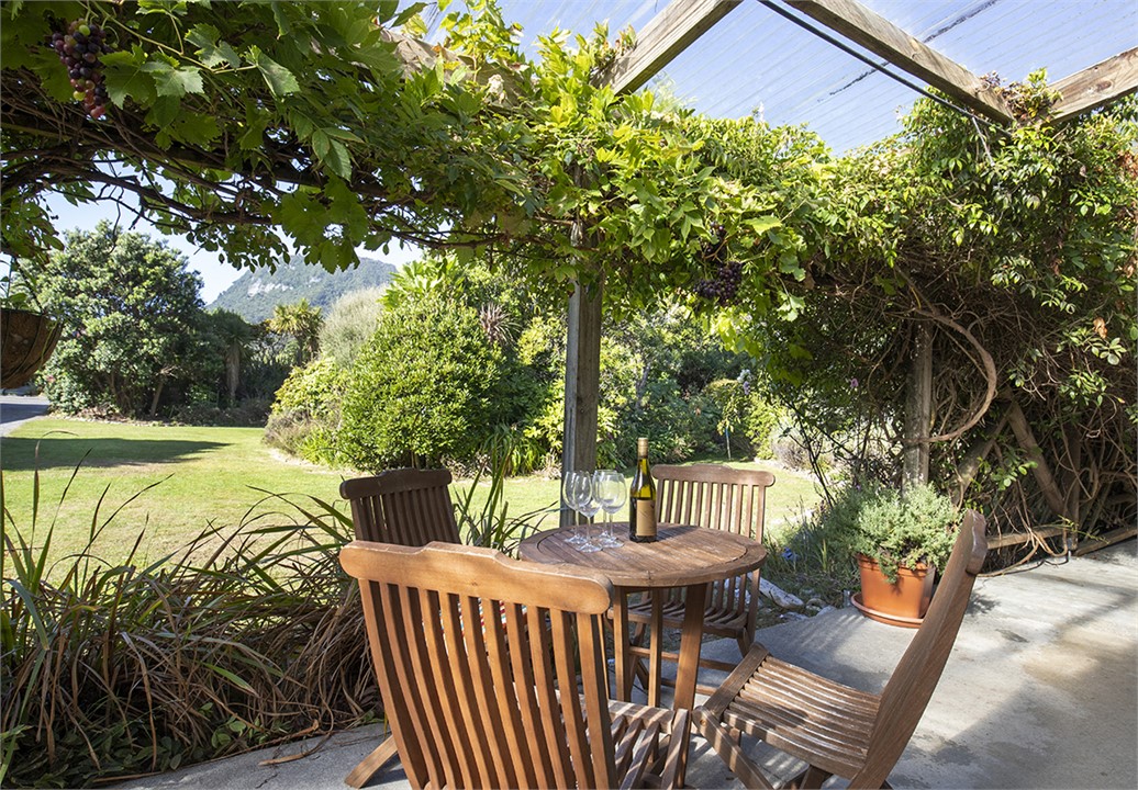 Covered outdoor area