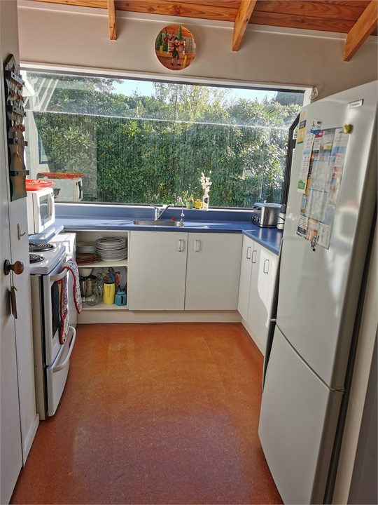 Well equipped kitchen for family holidays includin