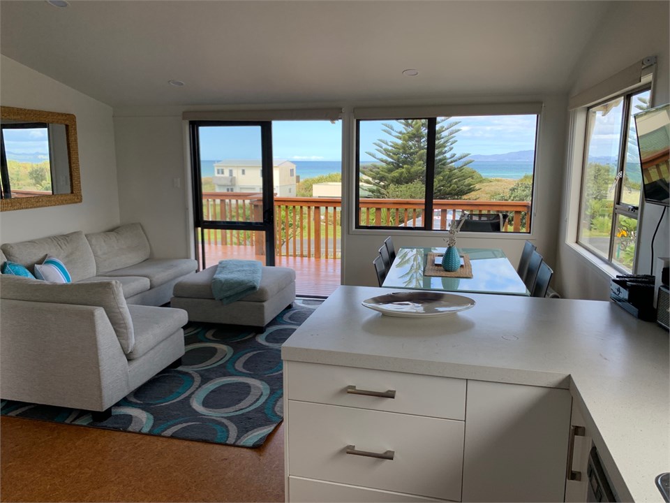 SKY TV (all channels), unlimited Fibre, Streaming