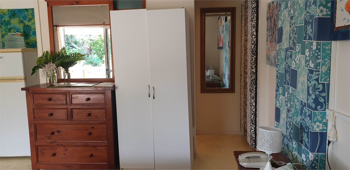 From Bed towards bathroom, with entrance reflected