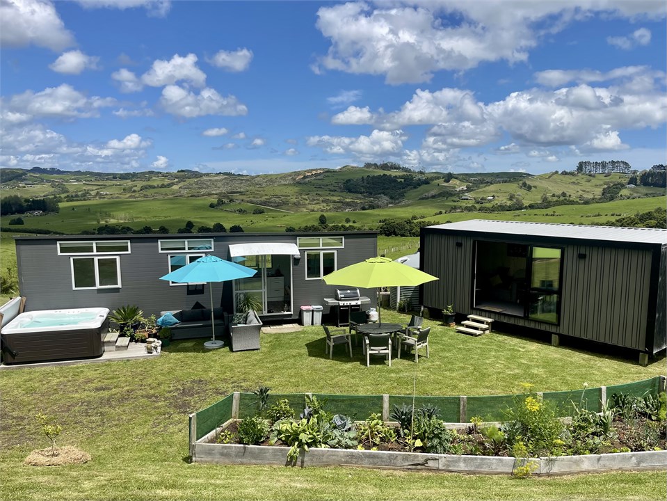 The Space to Be Mangawhai Bach for rent Holiday Houses