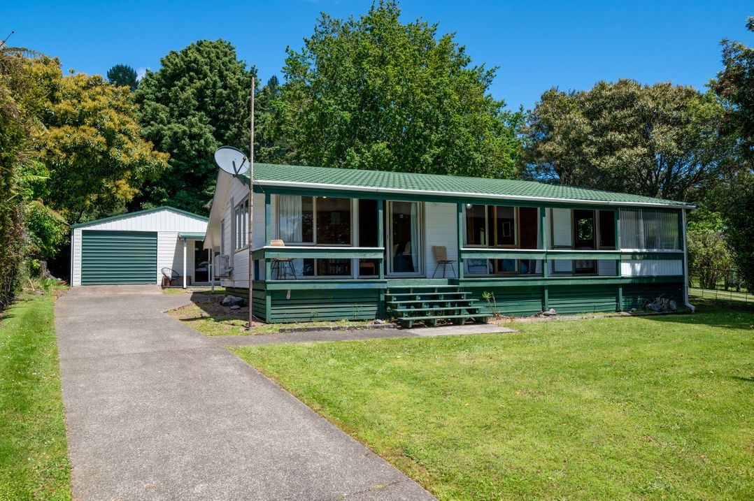 Gisborne Point Retreat (Bachcare) Rotorua Holiday Home for rent