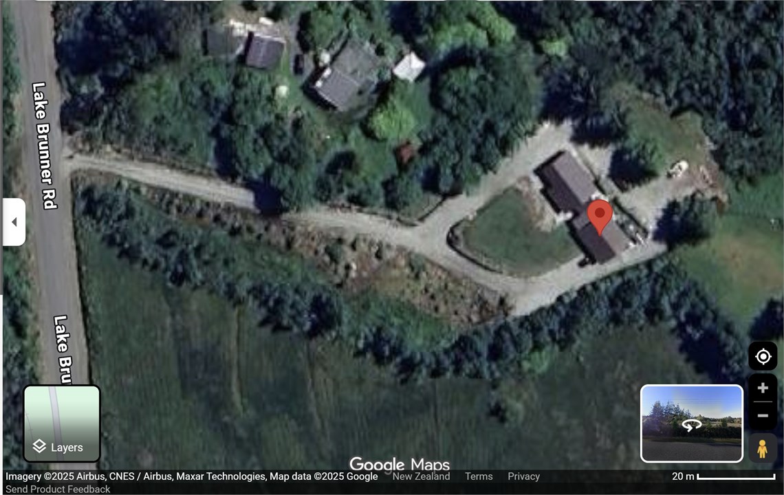 Plenty of room to park and move boats