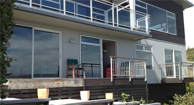 Looking up at The Apartment