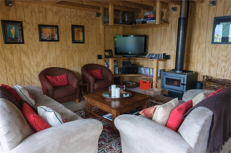 POPLAR COTTAGE QUEENSTOWN Queenstown Holiday Home for rent Holiday