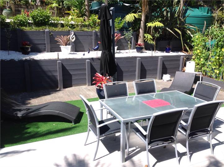 Seating and lounge area