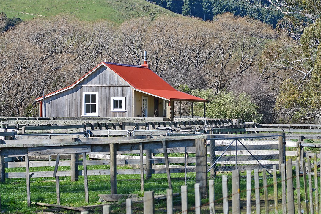 A restored gem - The Pirinoa Homestead Cottage