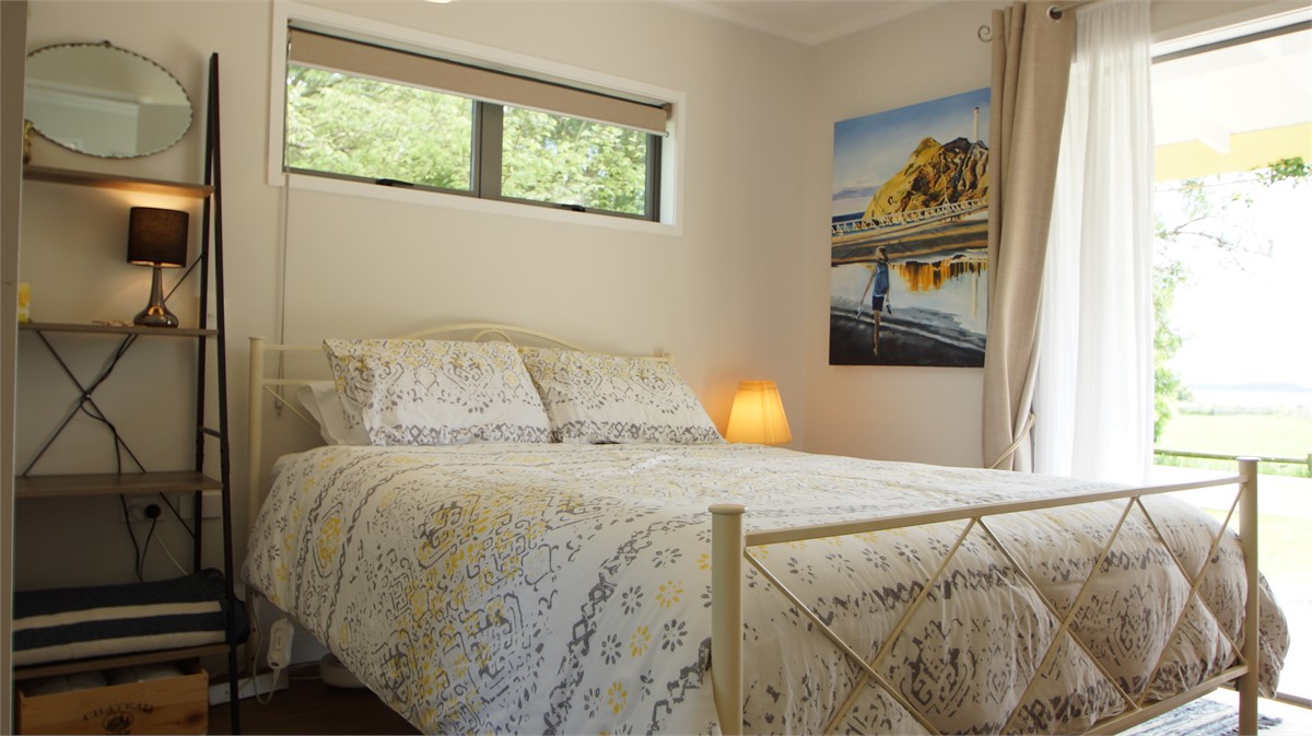 Comfortable queensize bed