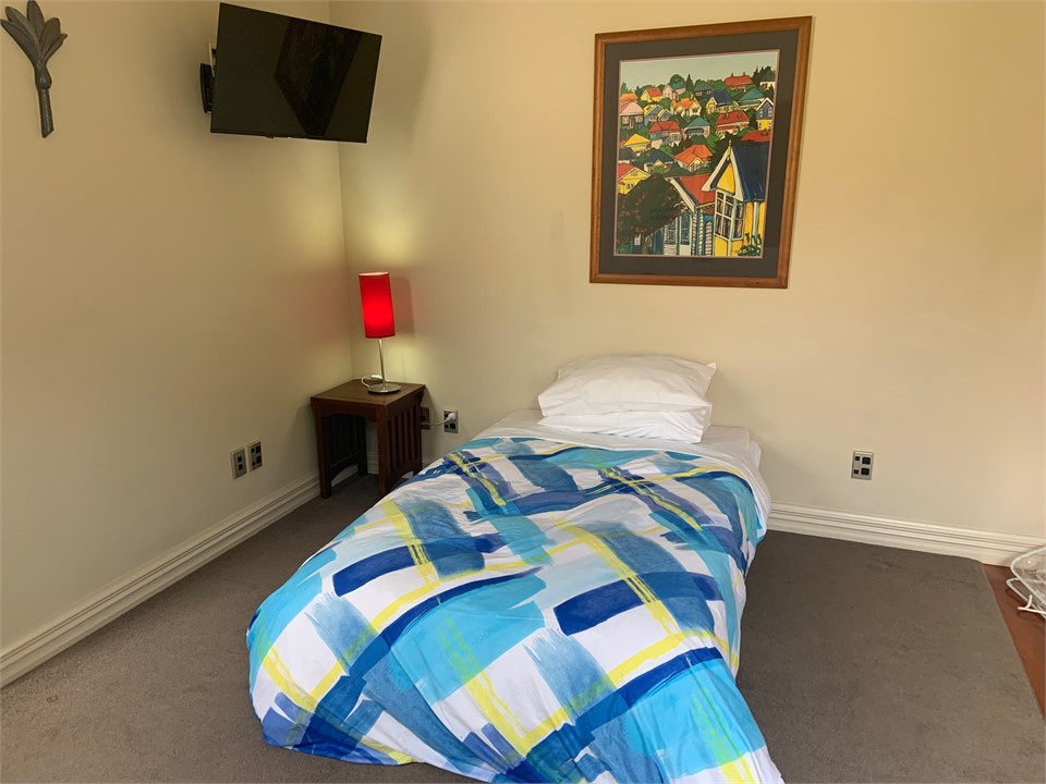 King single sofabed (extra fee)