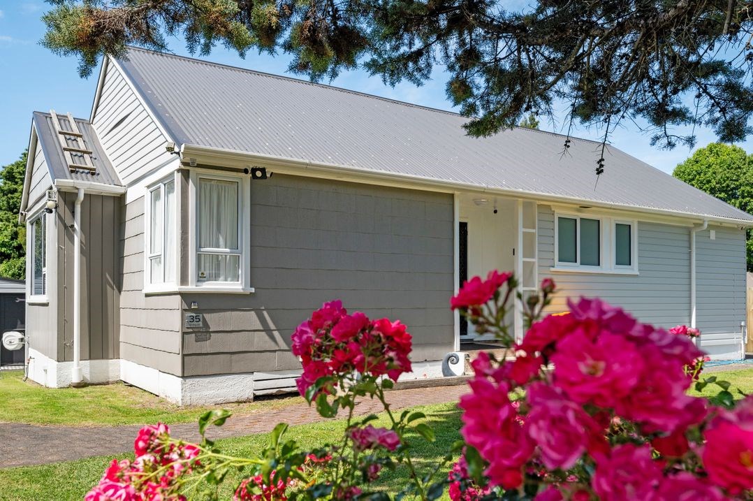 Whare 35 (Bachcare) Rotorua Holiday Home for rent Holiday Houses