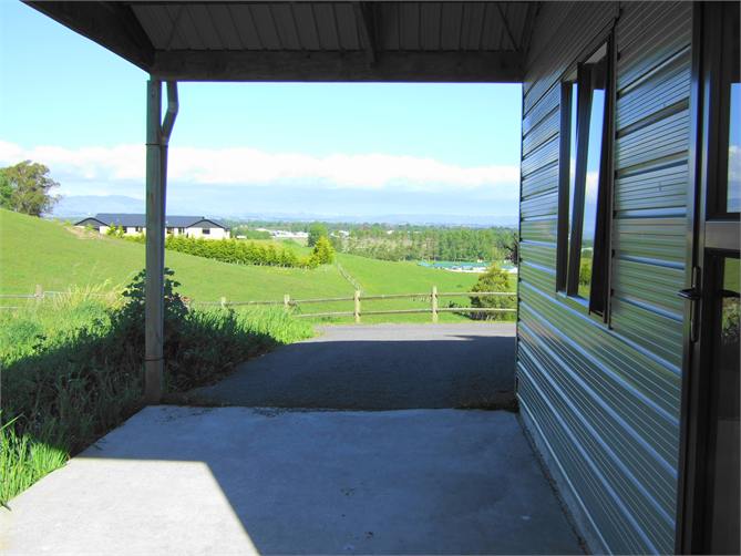 Overlooking Manfield